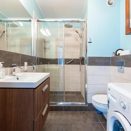 Wyjatkowy Mewi Spiew Victus Z Parkingiem By Renters * 소포트