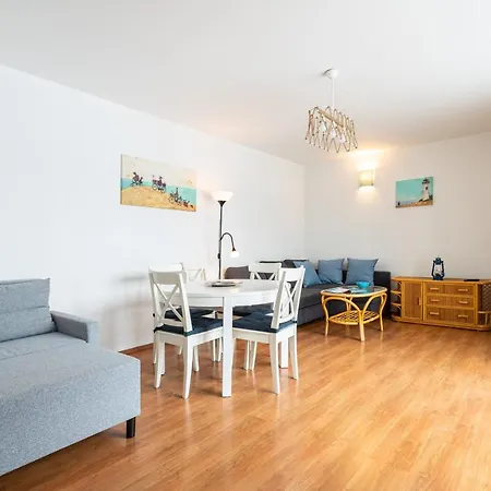 Wyjatkowy Mewi Spiew Victus Z Parkingiem By Renters 아파트 *